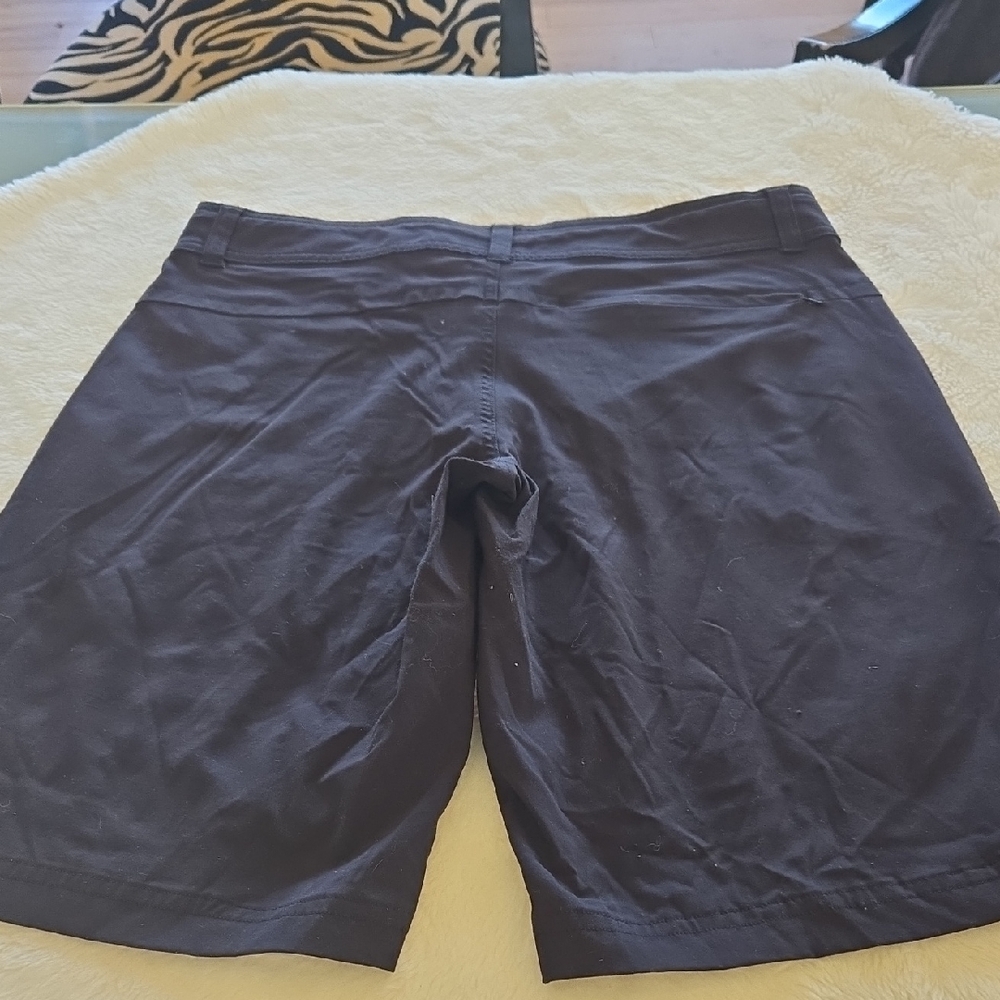 Lucky Brand Women's Black Bermudas
